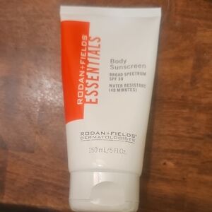 Rodan + Fields Essentials Body Sunscreen - White & Orange Tube BRAND NEW SEALED